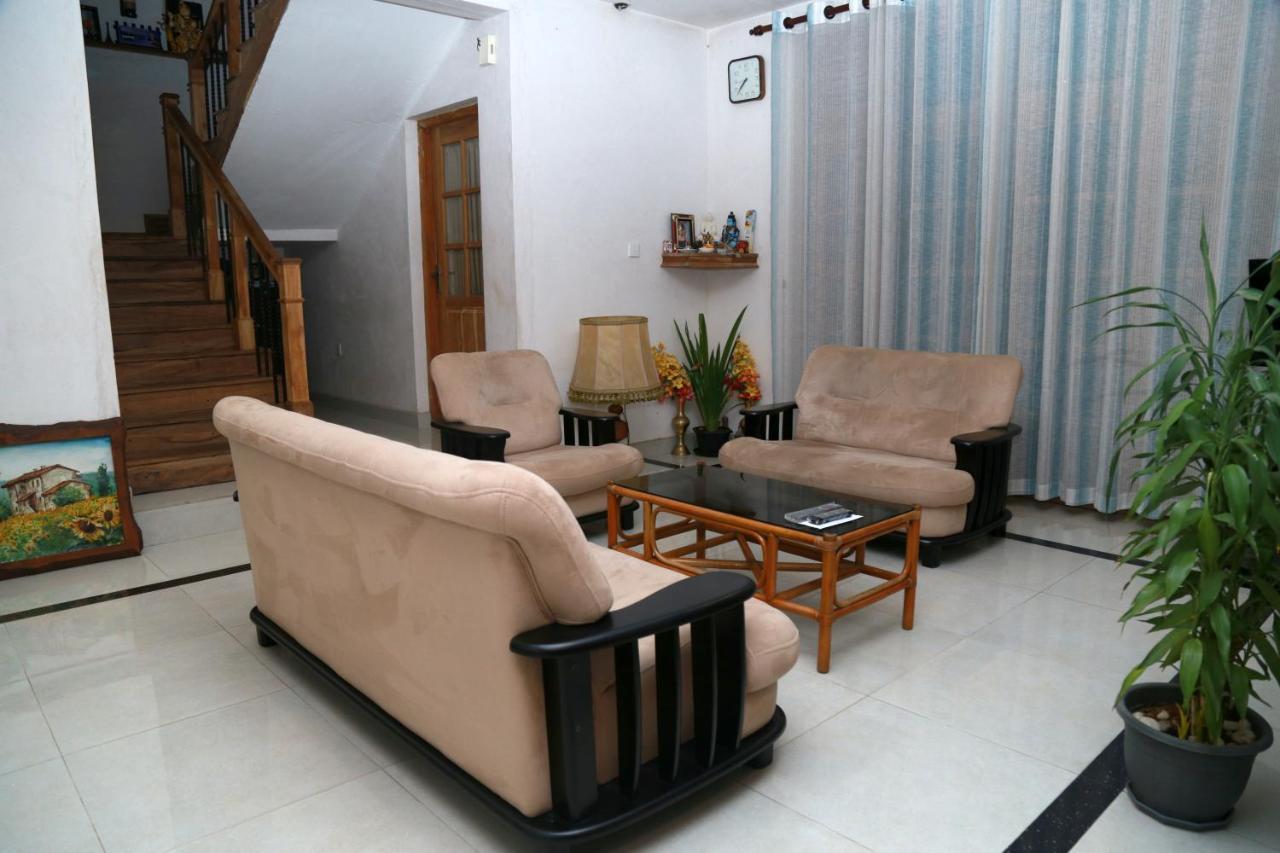 Chathu Holiday Home Kandy Eksteriør billede
